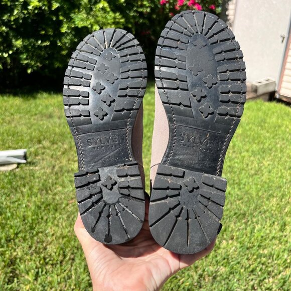 Sylven New York Gray Suede Leather Chelsea Ankle Boots Size 7.5 - Picture 6 of 9